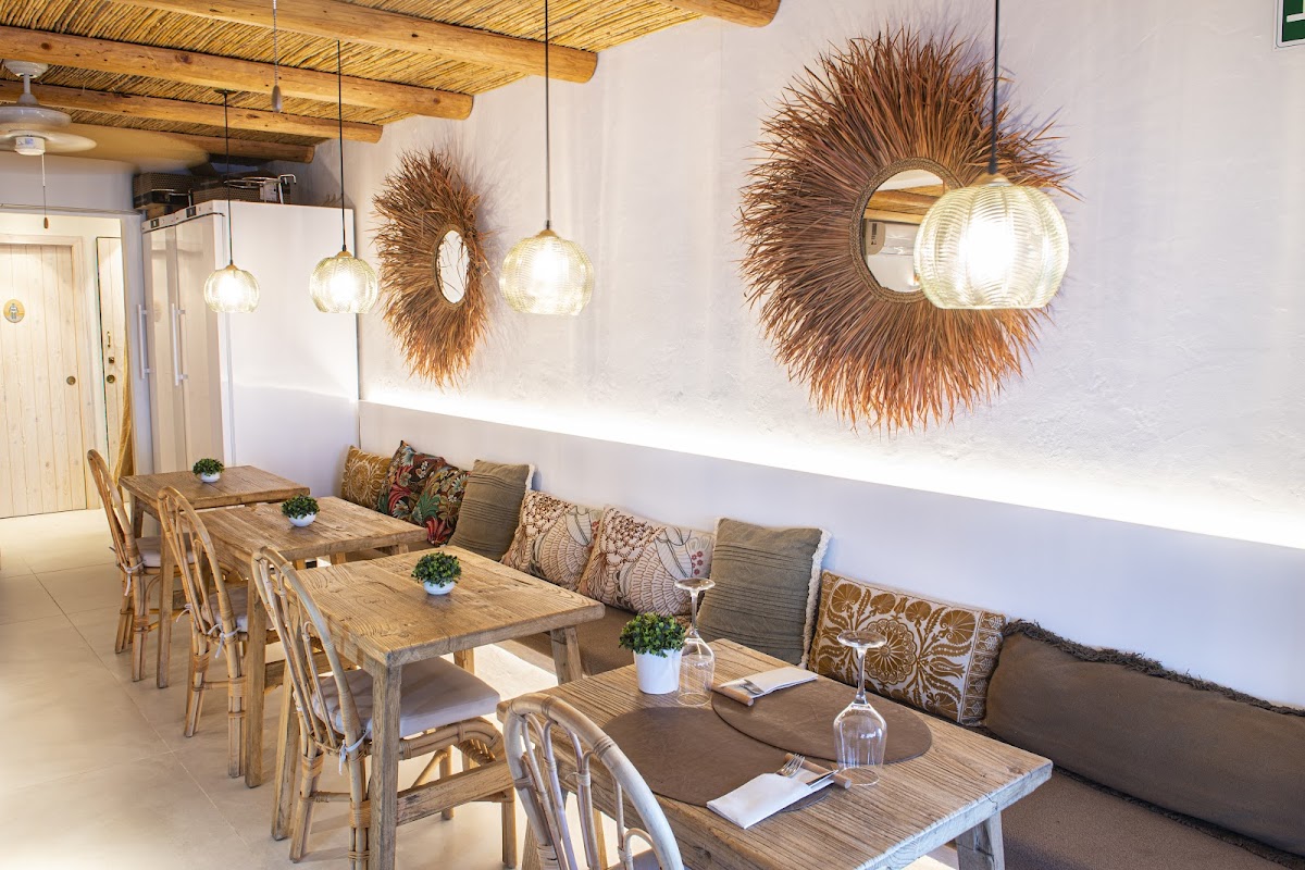 Bona Vida Menorca Restaurant & Lounge Bar