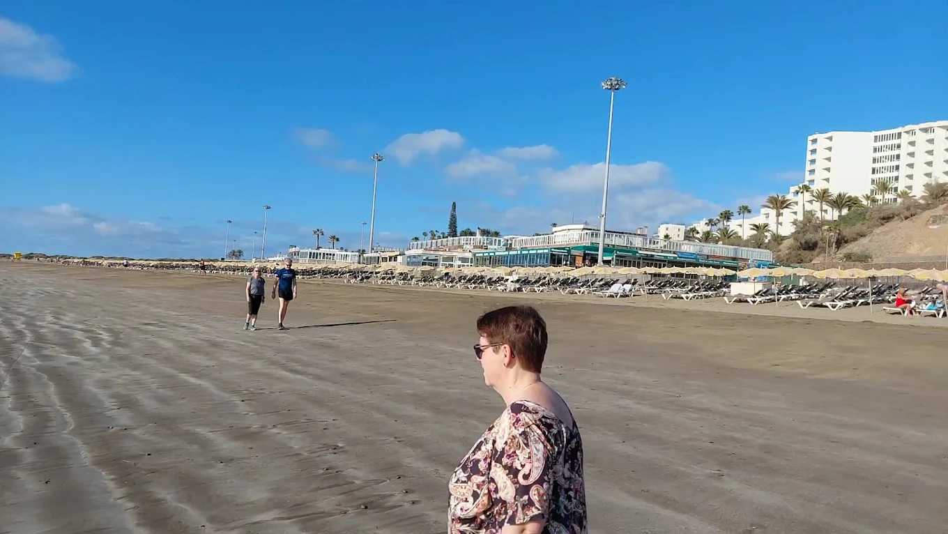 Beach Club & Bali Beds in Playa del Inglés