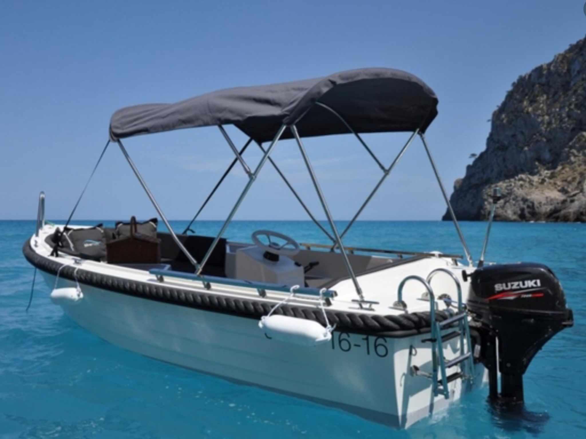 Boat Party in Cala Agulla photo 3