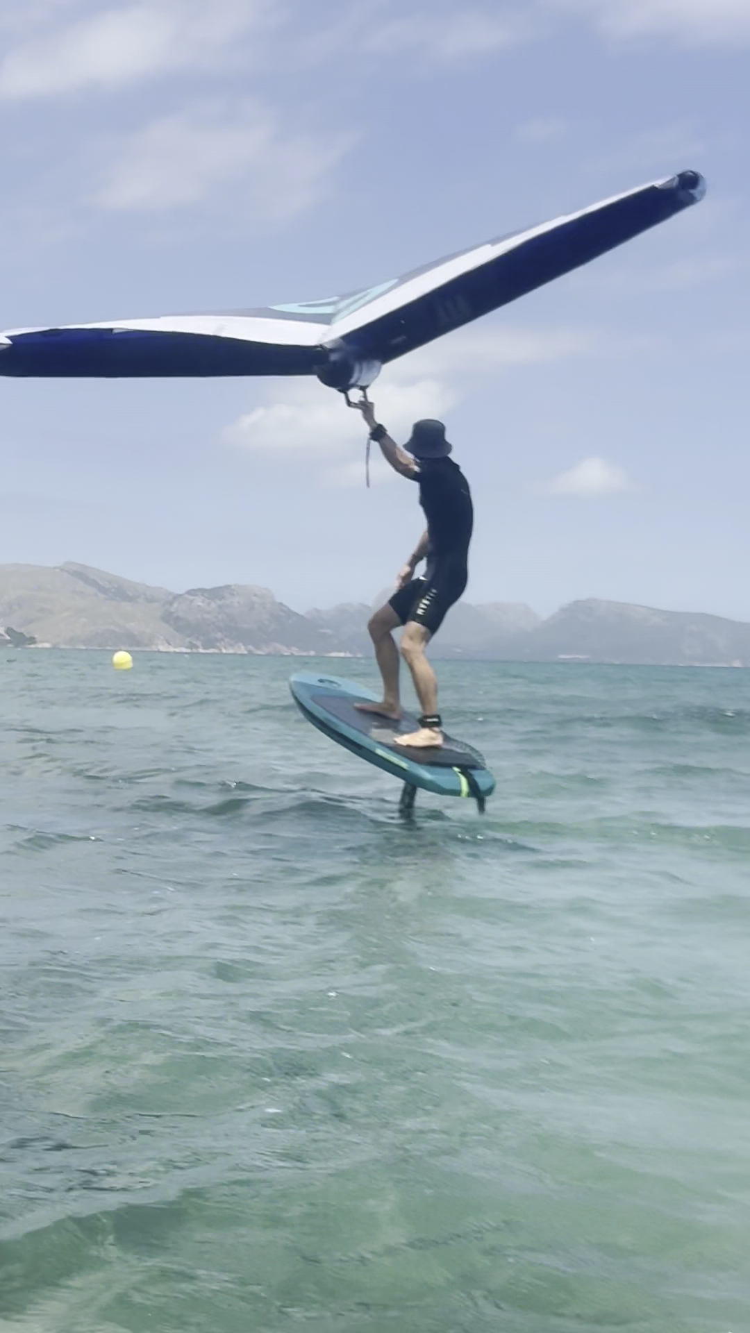 Kitesurfing in Cala Vinyes photo 2