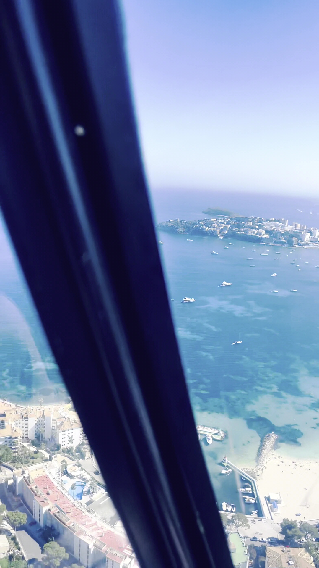 Helicopter Tours in Alcúdia photo 3