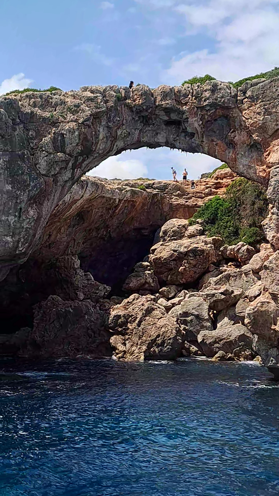 Glass Bottom Boat in Cala Mesquida photo 3