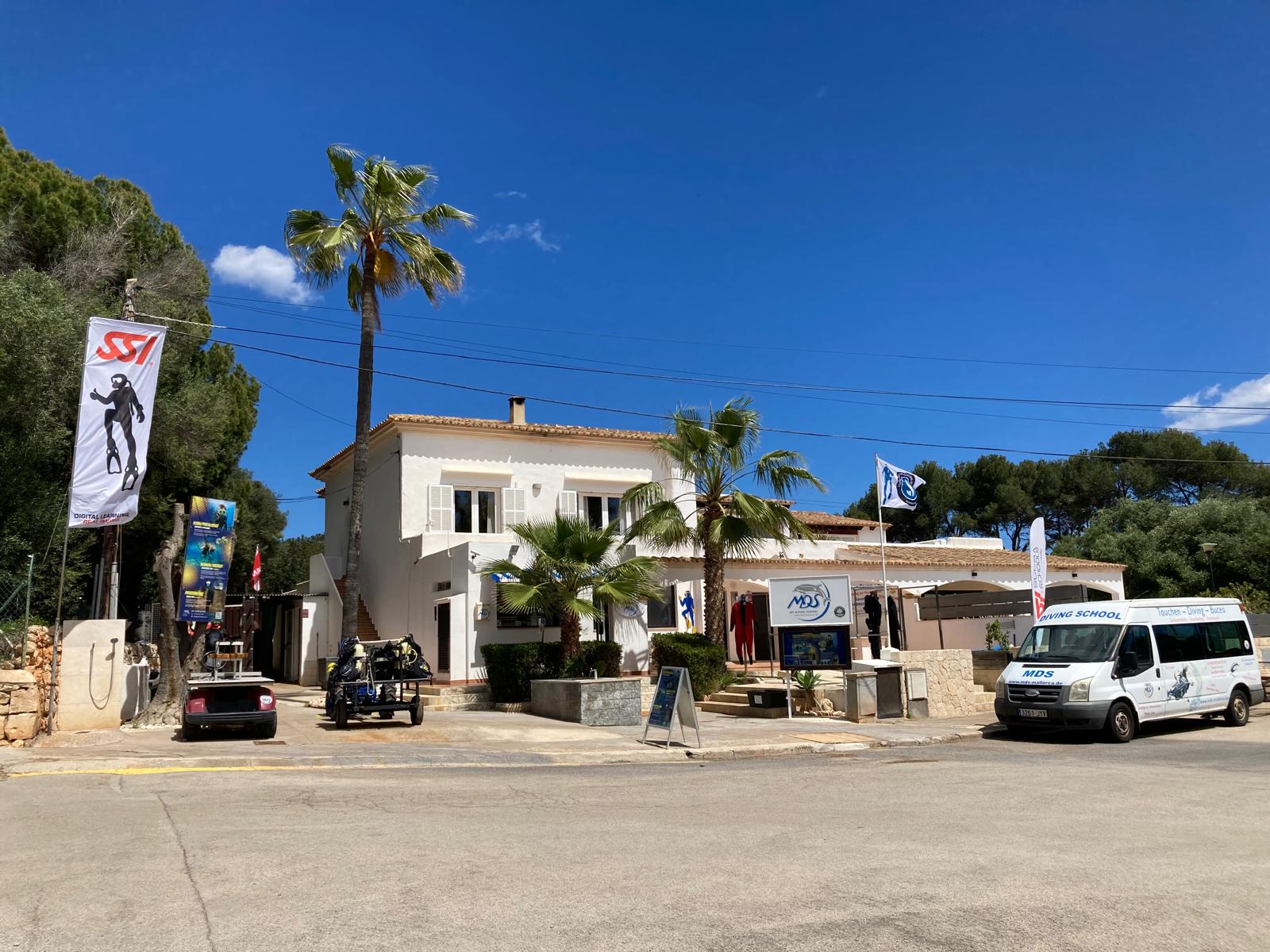 Diving & Snorkeling in Cala Major