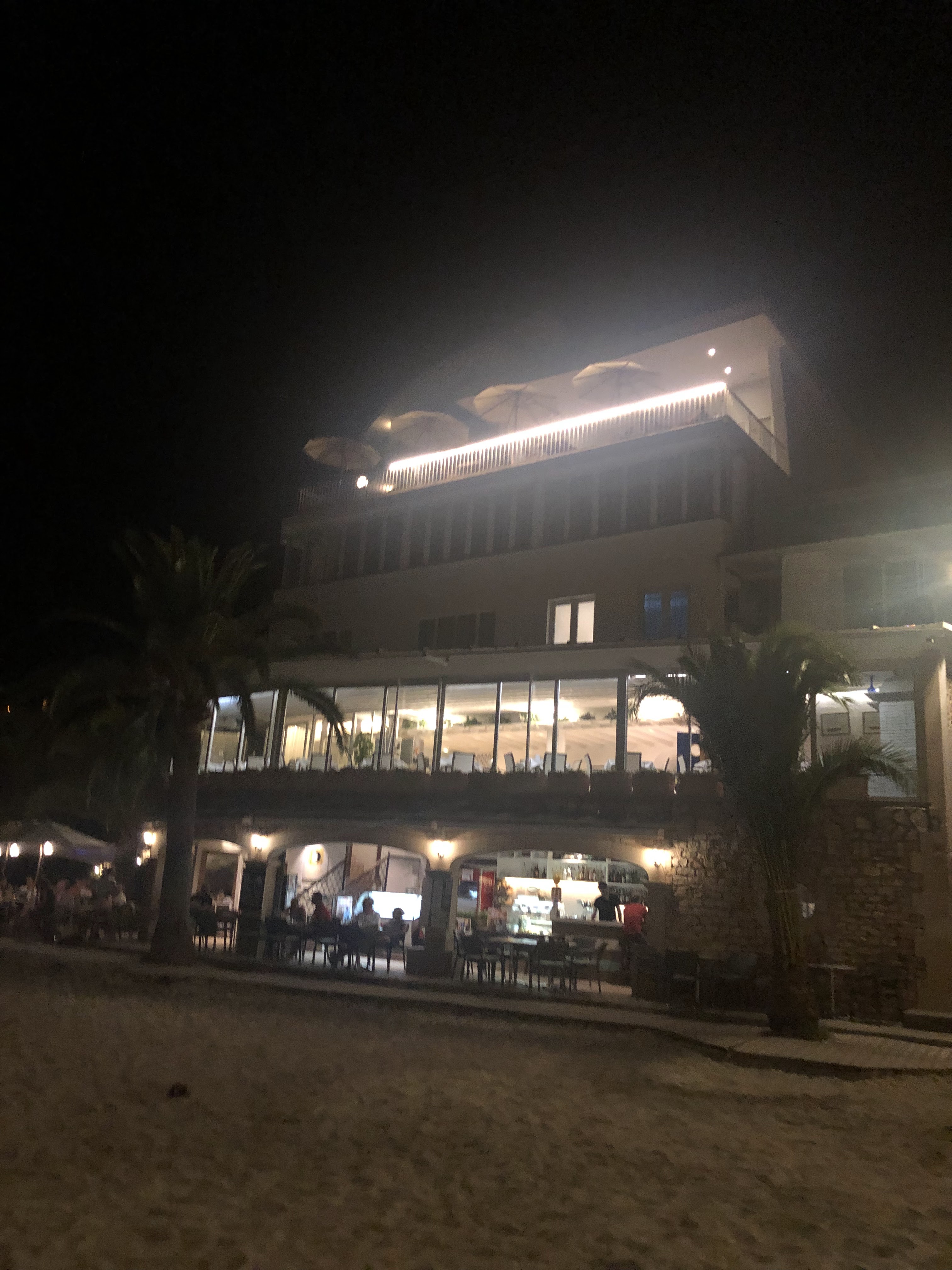 Beach Club & Bali Beds in Cala Santanyí photo 4