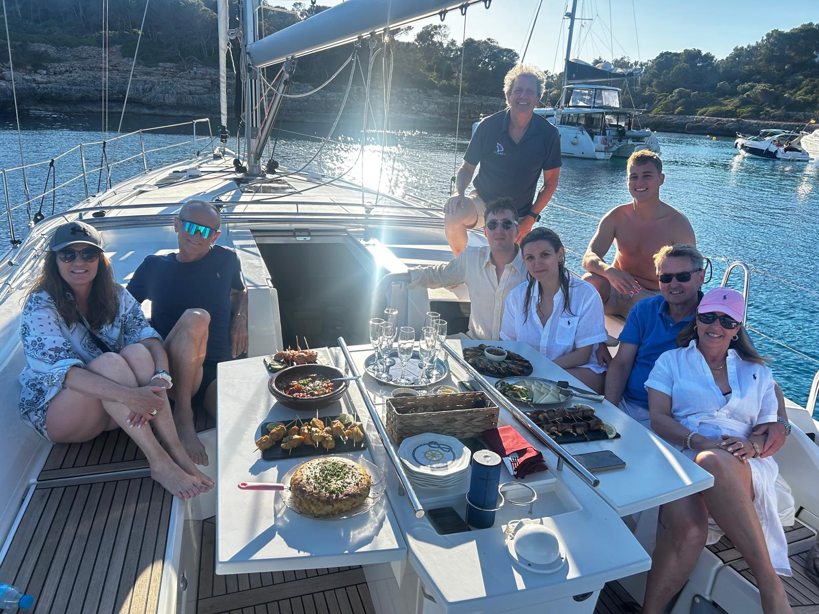 Champagne Cruises in Cala Blava photo 5