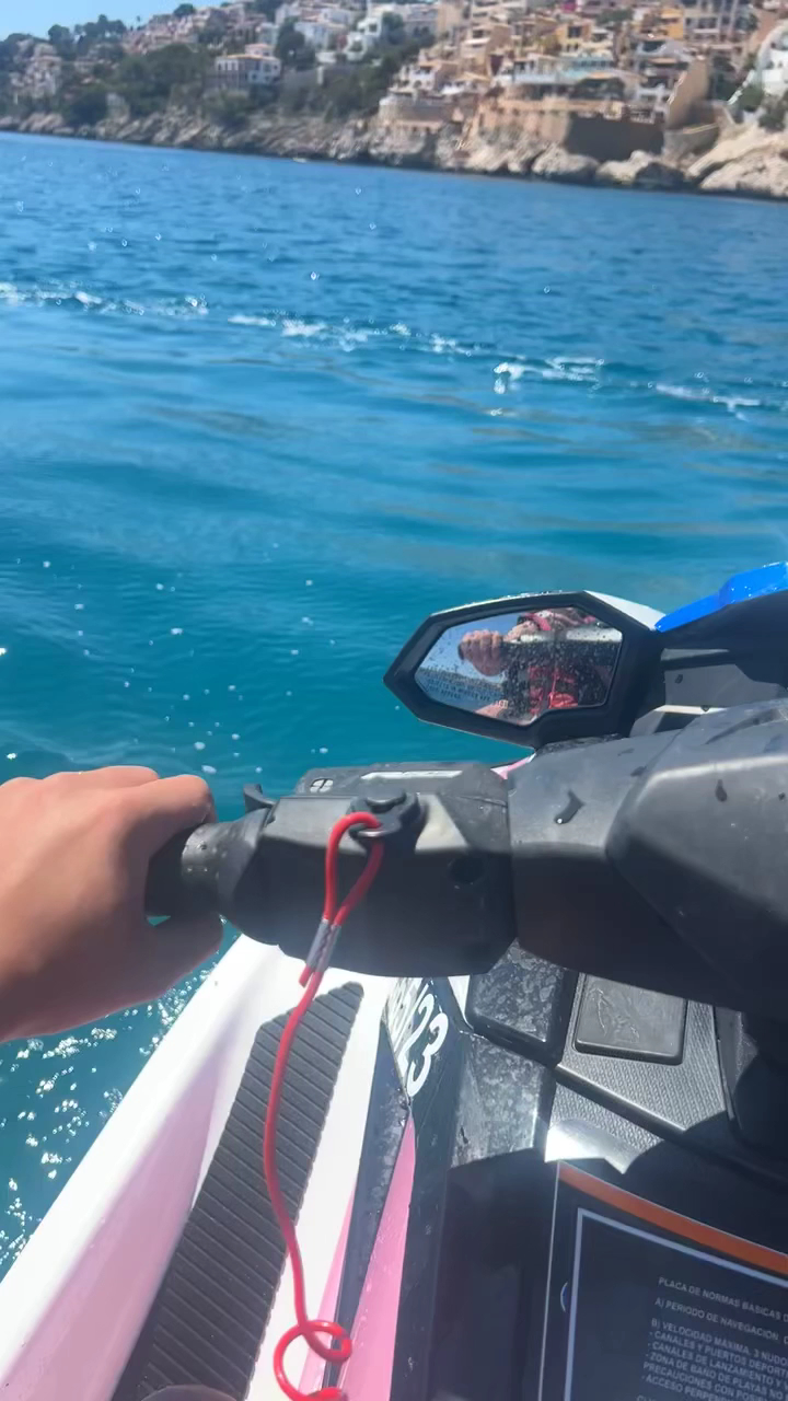 Flyboarding in Magaluf photo 3