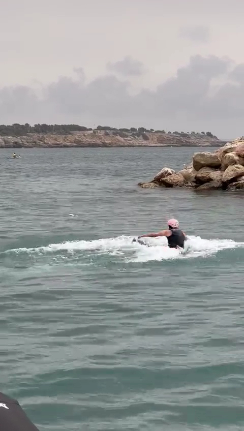 Surf Lessons in Illetes photo 3