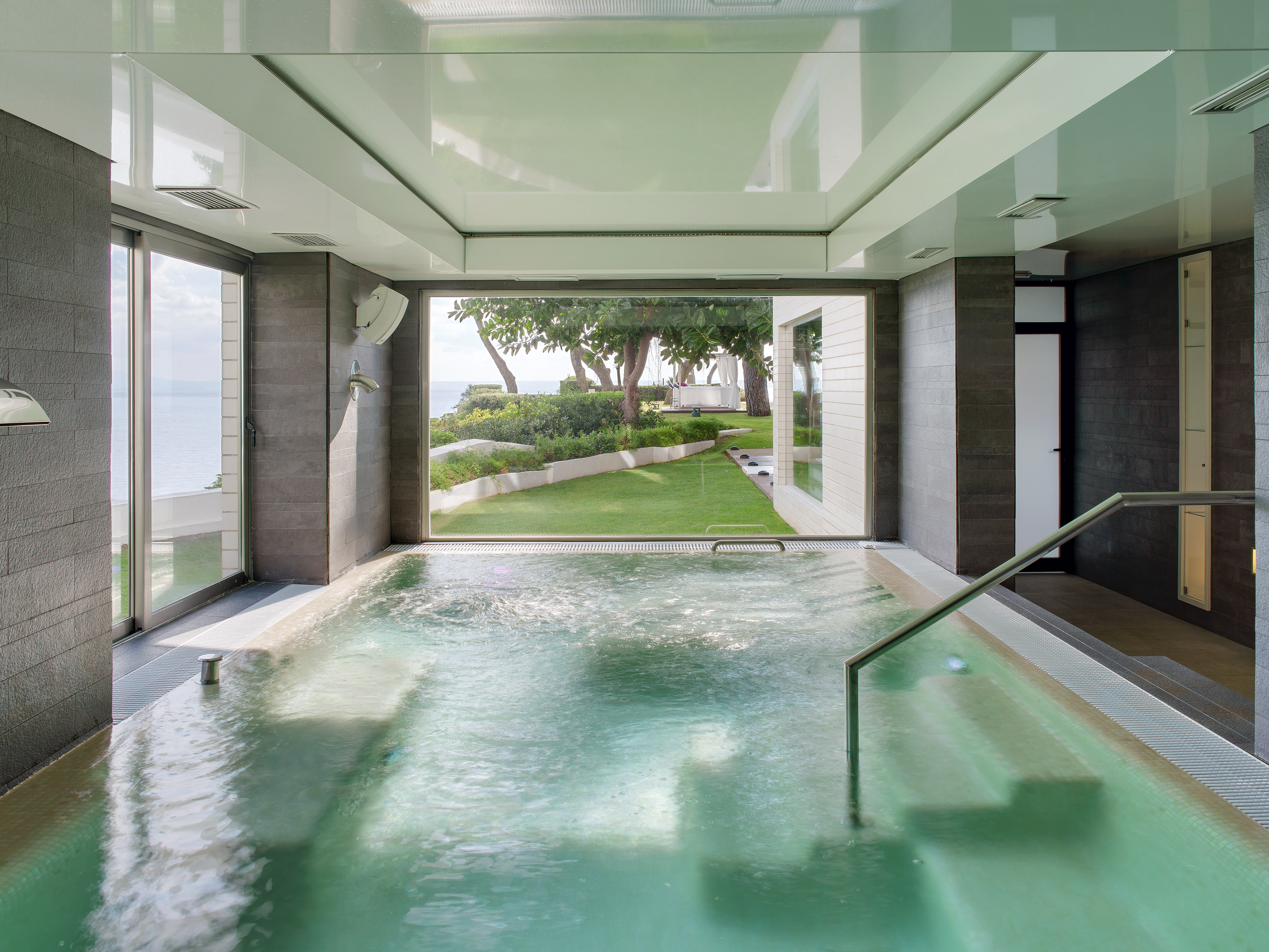 Day Spa in Illetes photo 2