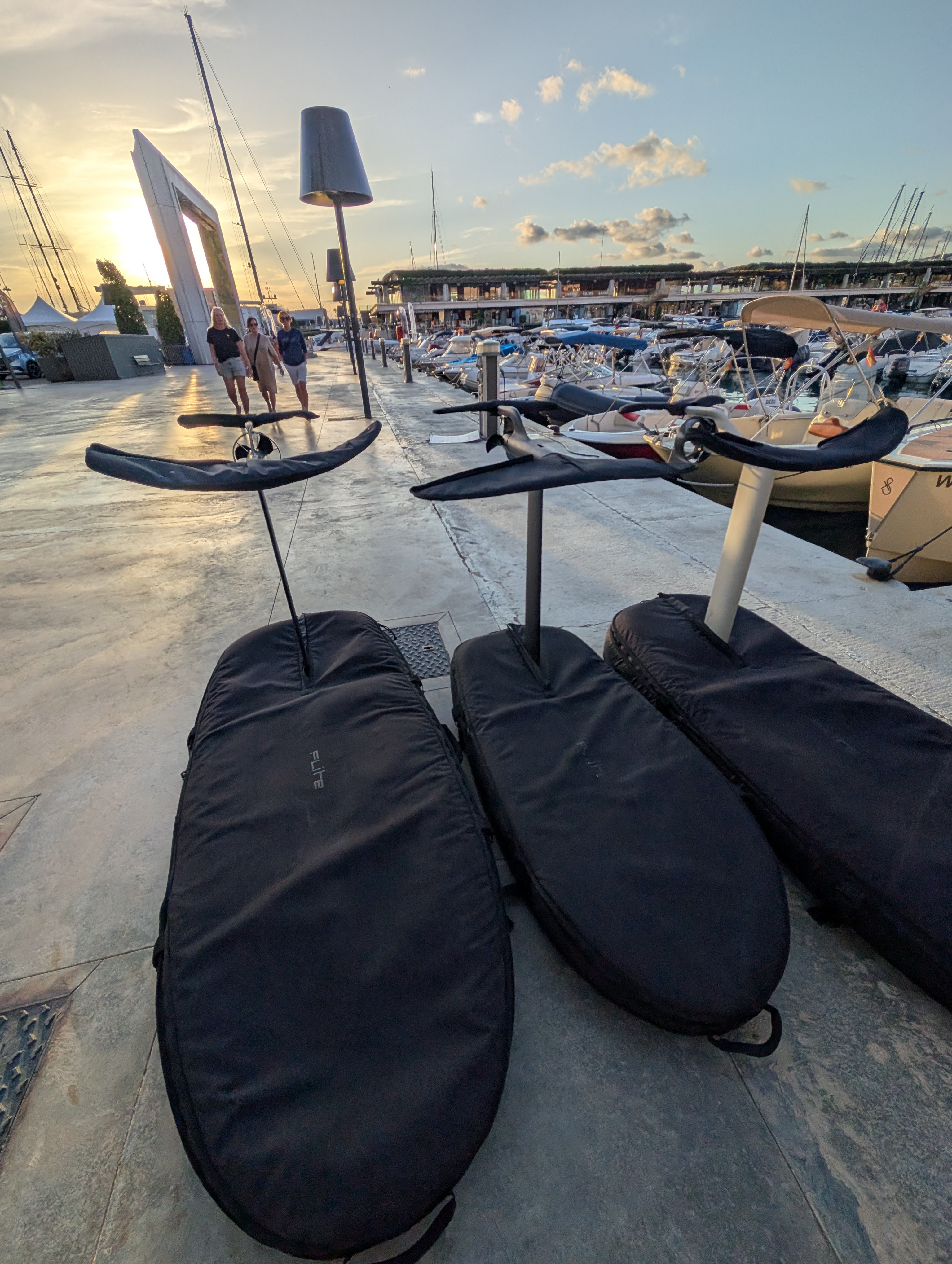 E-Foil Rental in Cala Pi photo 2