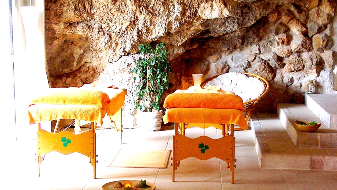 Day Spa in Portals Nous photo 3