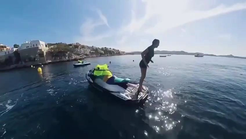 Flyboarding in Palma Nova photo 5