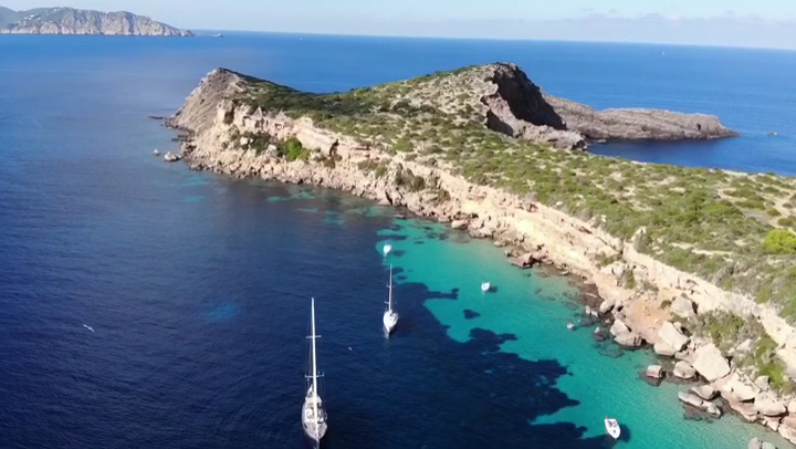 Wakeboarding in Cala Bassa photo 3