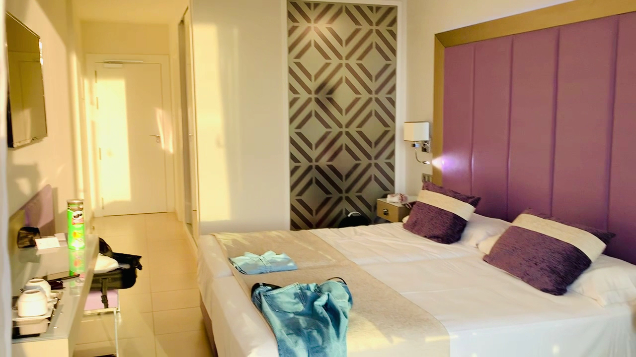 Beach Club & Bali Beds in Playa d'en Bossa photo 5