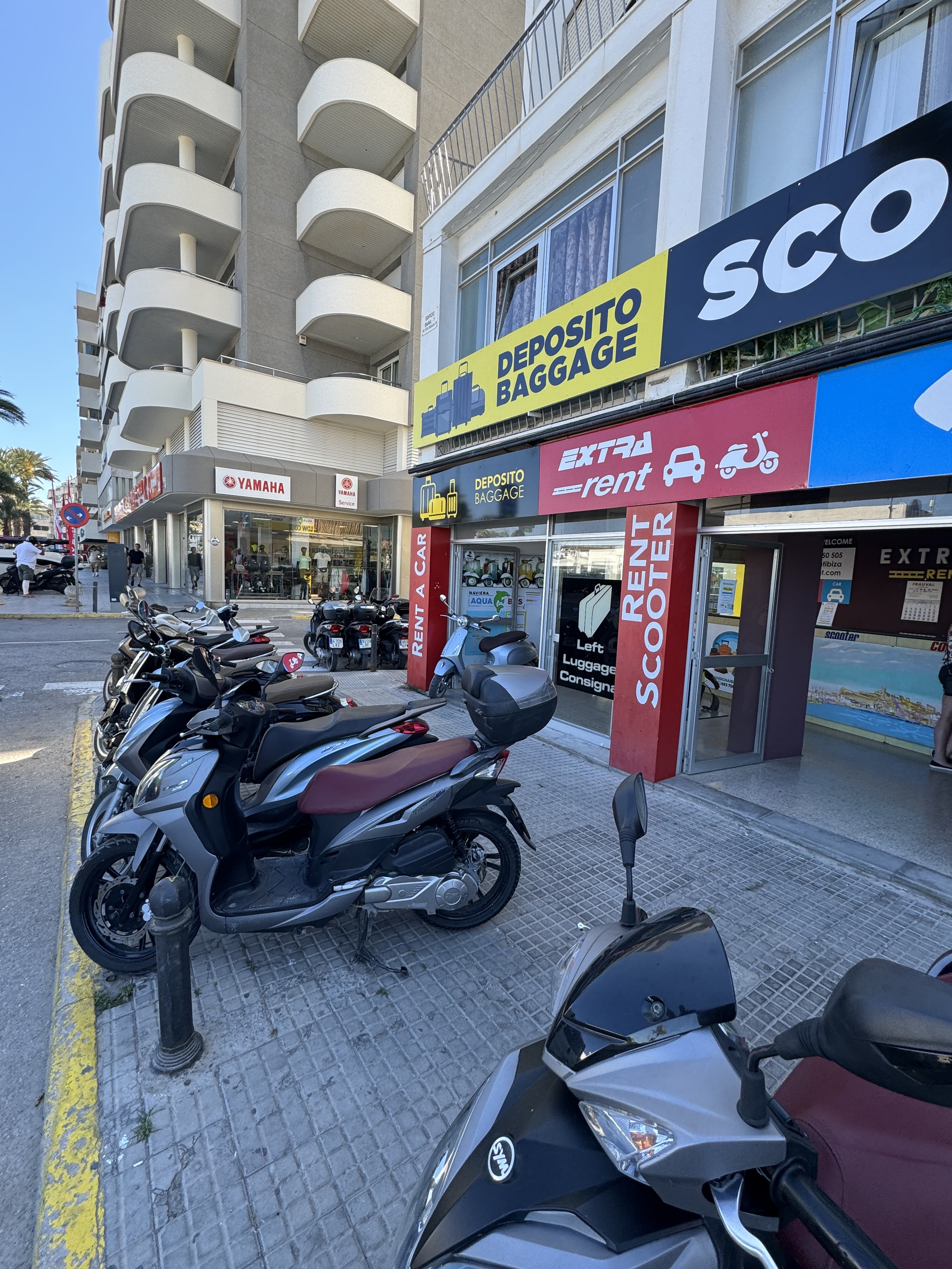 E-Foil Rental in Playa d'en Bossa photo 4