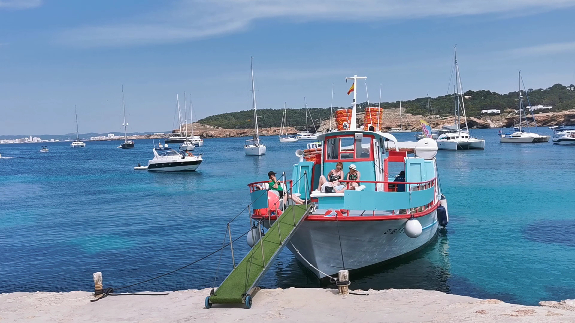 Family Boat Trips in Santa Gertrudis photo 3