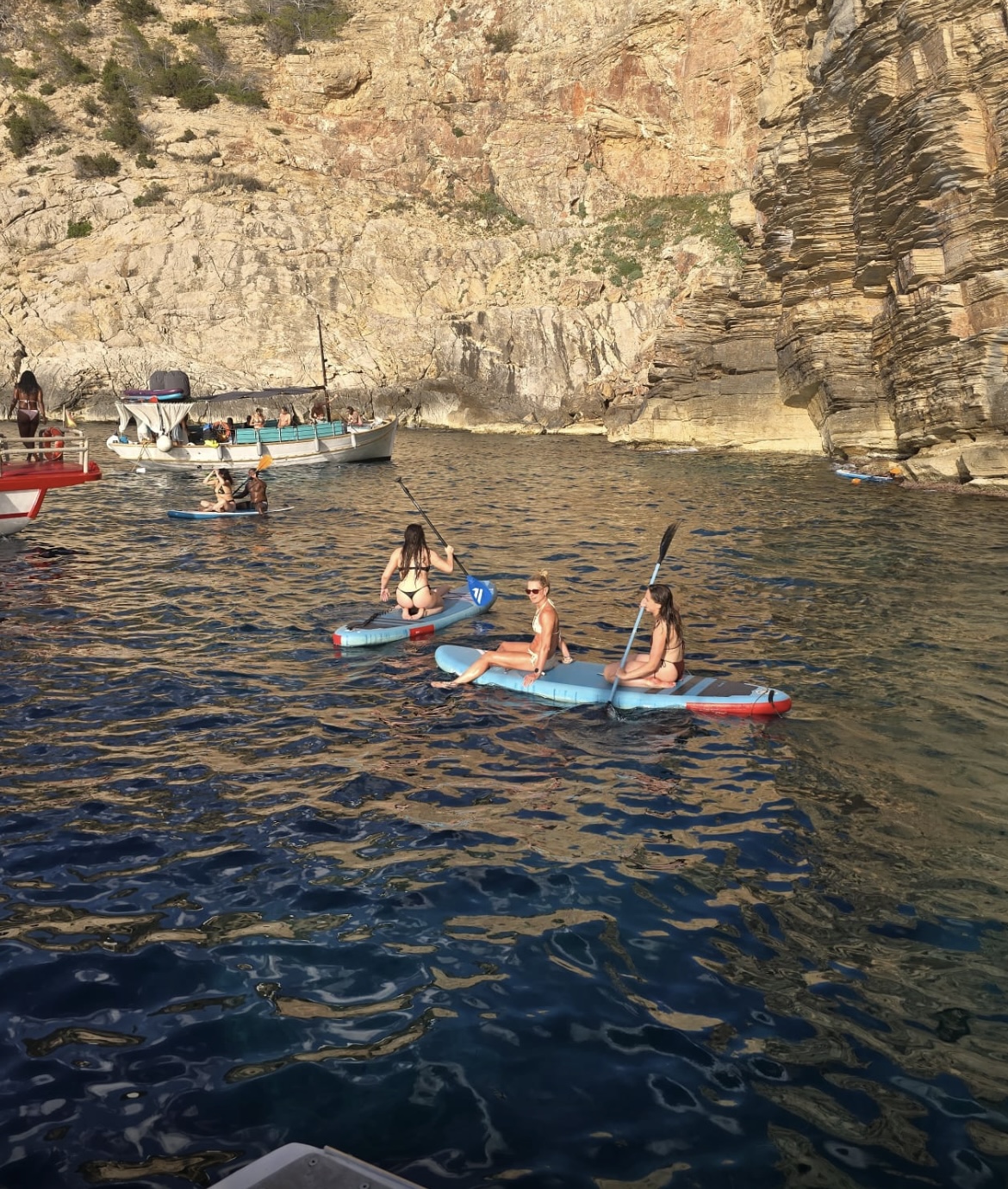 Wakeboarding in Cala de Bou photo 2