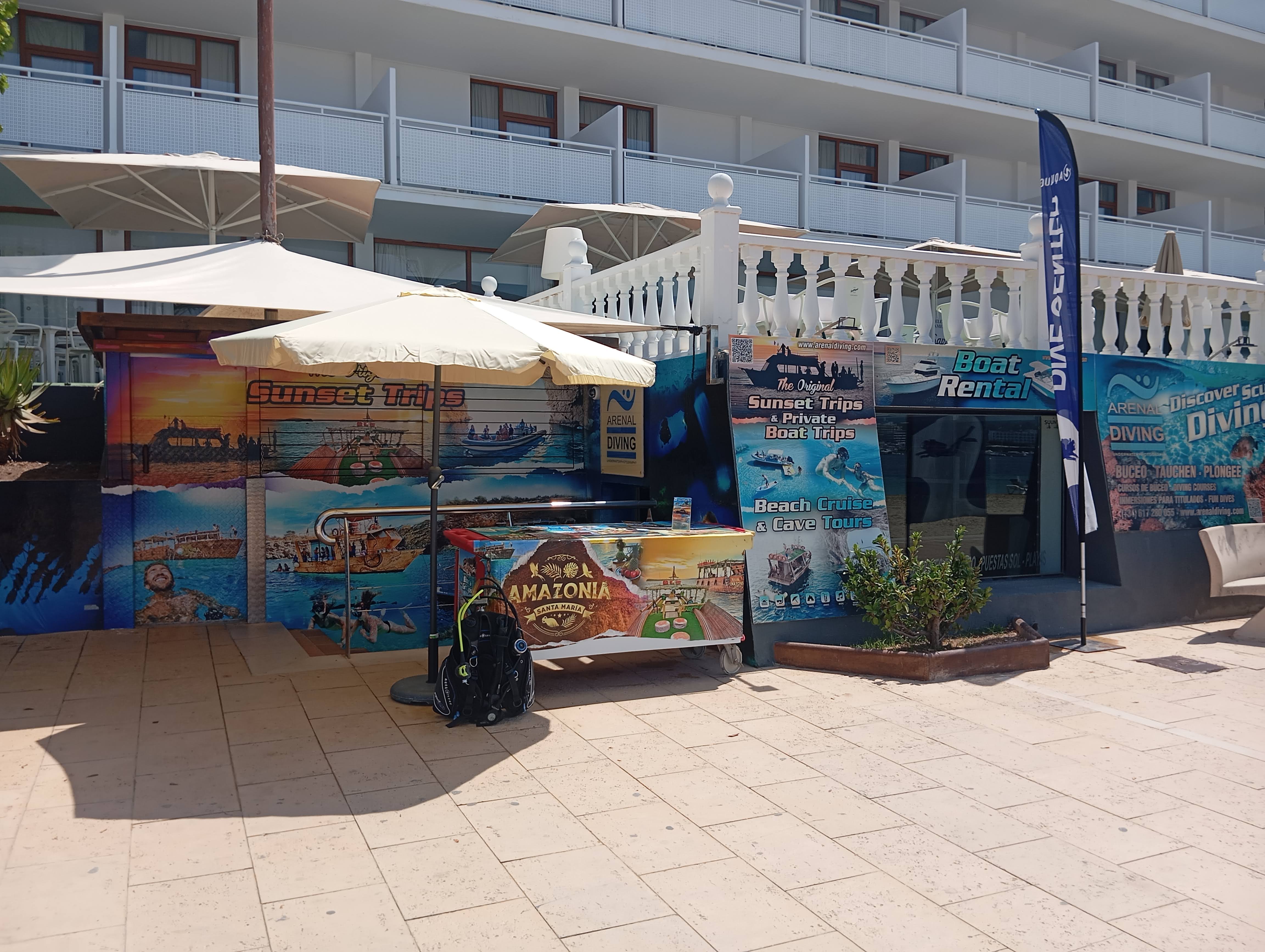 Scuba Courses in Cala de Bou