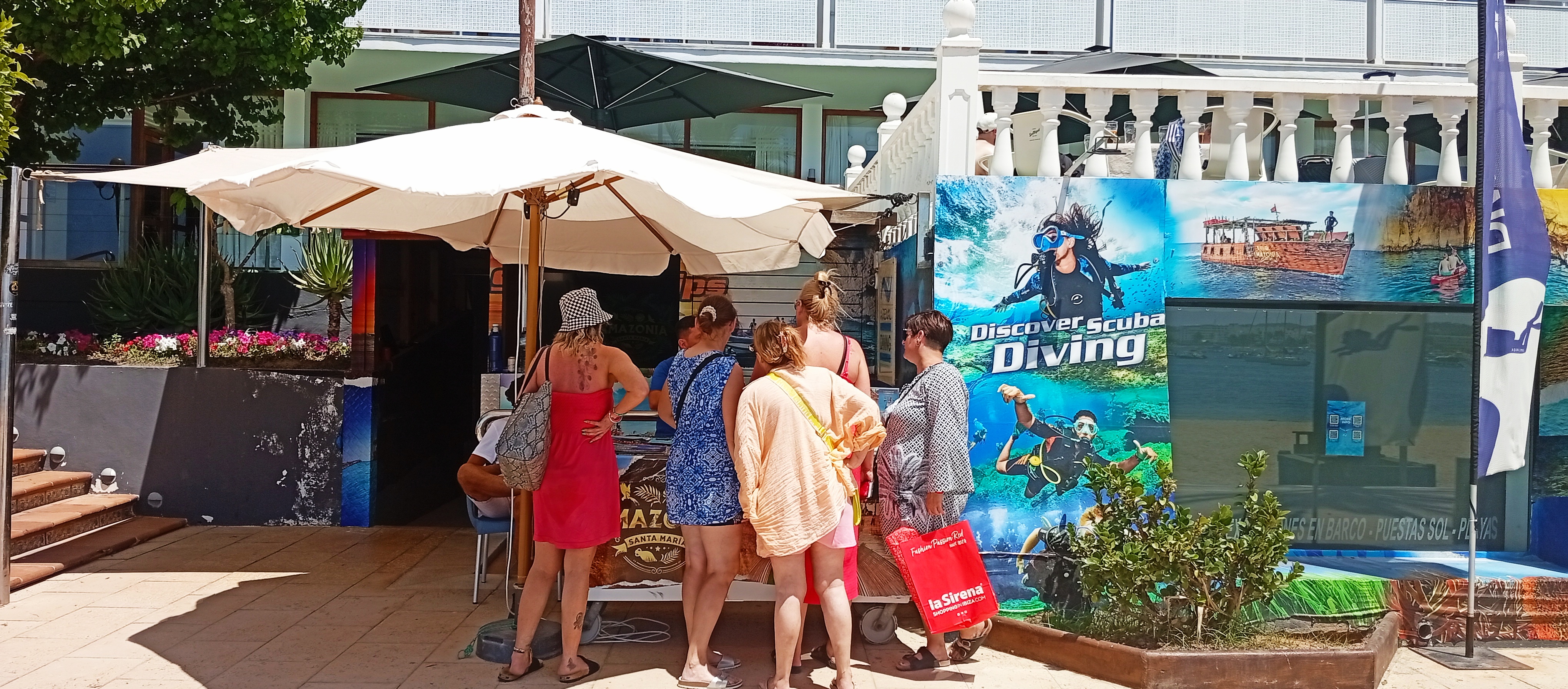 Scuba Courses in Cala de Bou photo 2