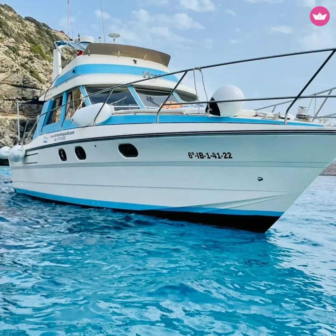 Glass Bottom Boat in Es Pujols photo 4