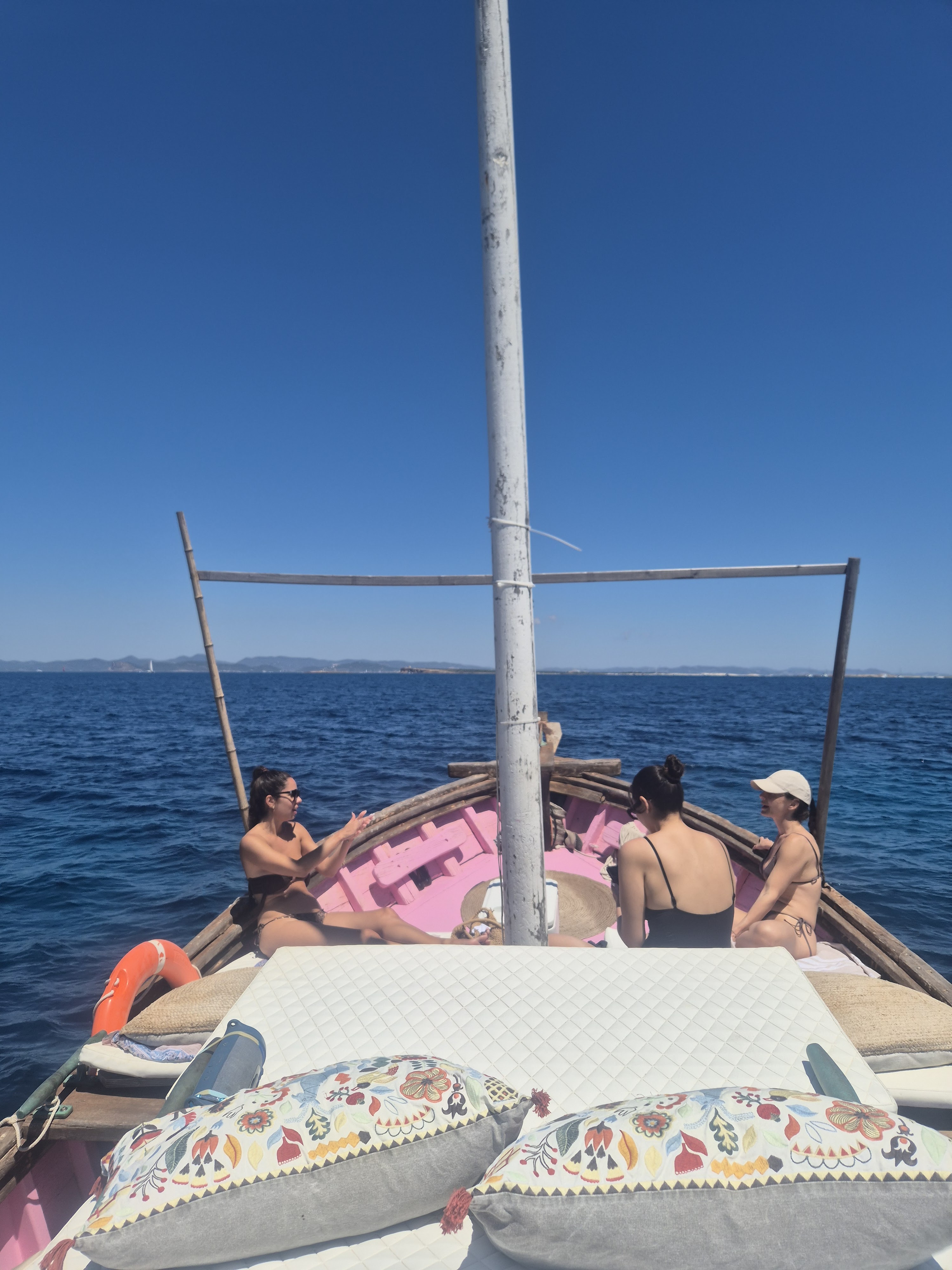 Glass Bottom Boat in Es Pujols photo 5