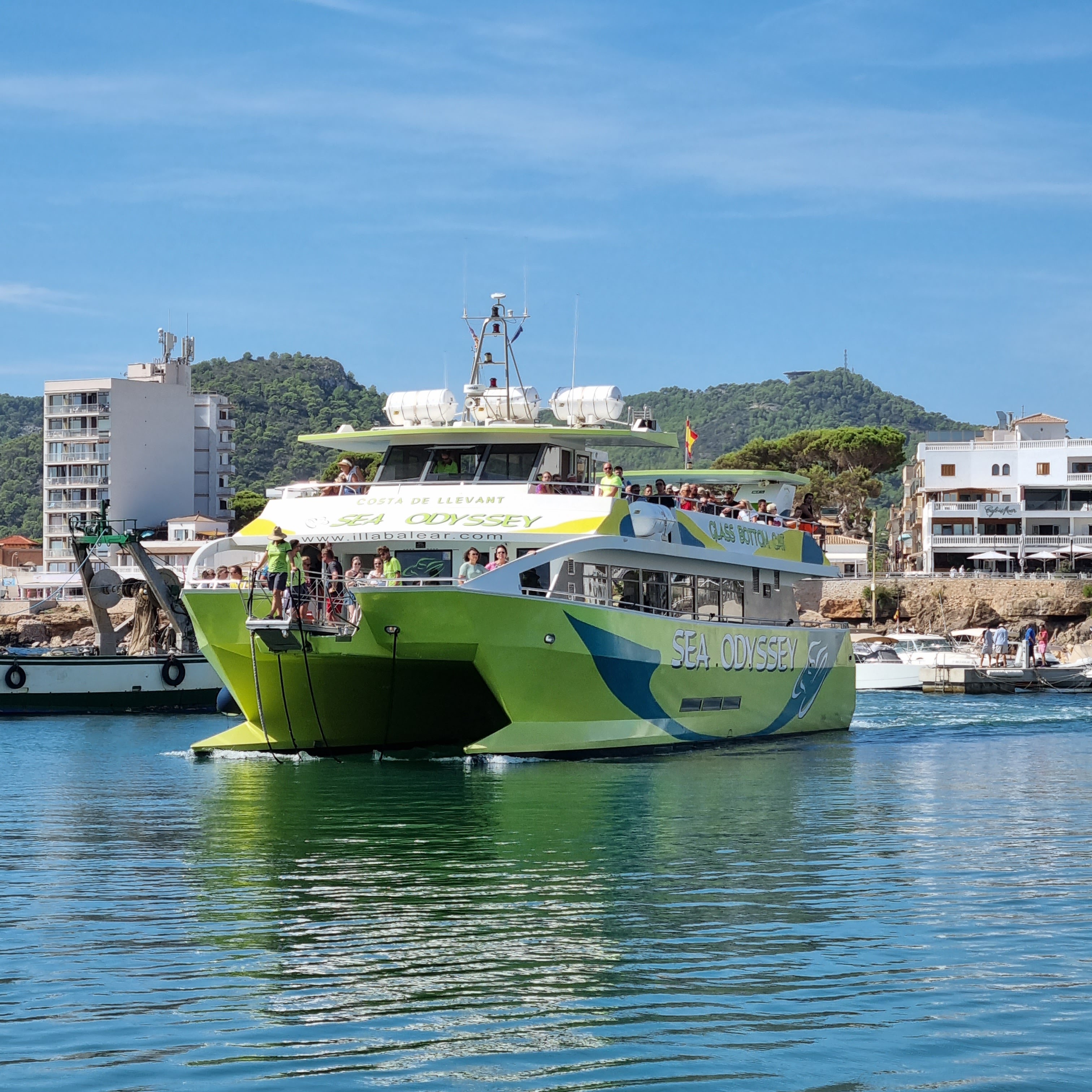 Glass Bottom Boat in Cala Agulla photo 2
