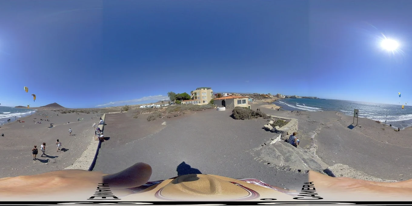 Kitesurfing EC photo 4