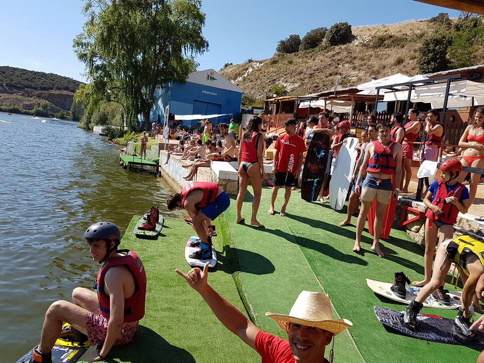Wakeboarding in Sant Rafel photo 2