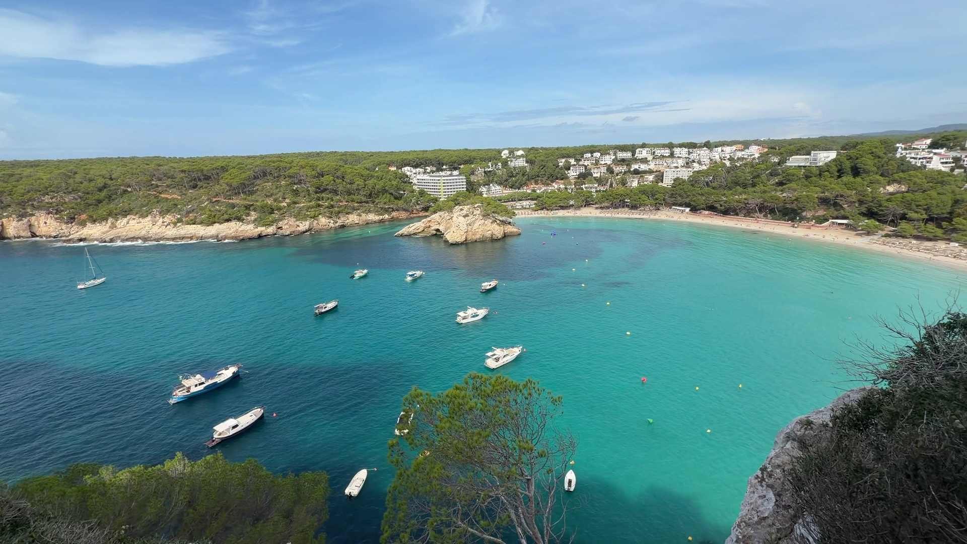 Kitesurfing in Cala Galdana photo 3