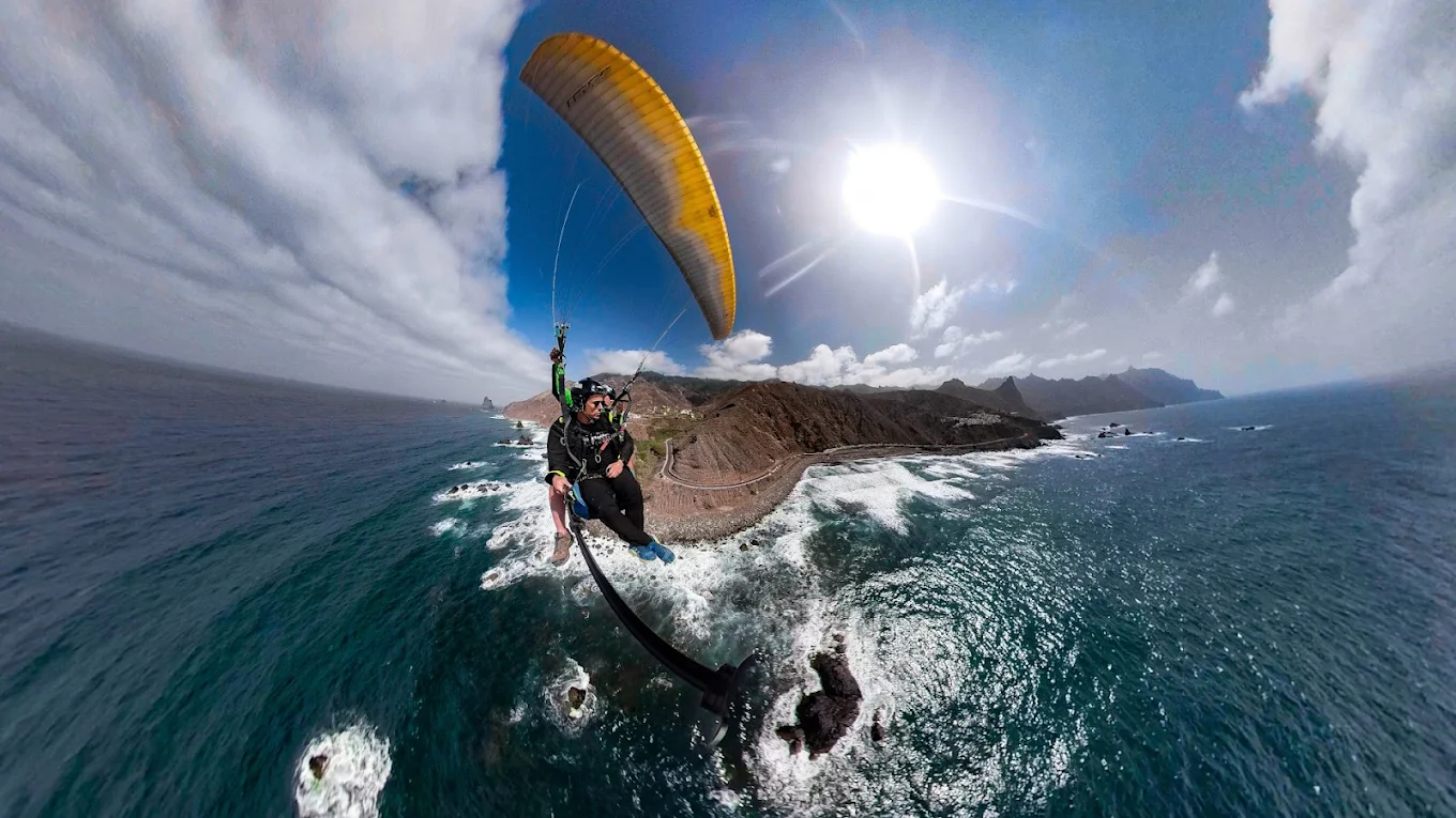 Paragliding in La Laguna photo 5
