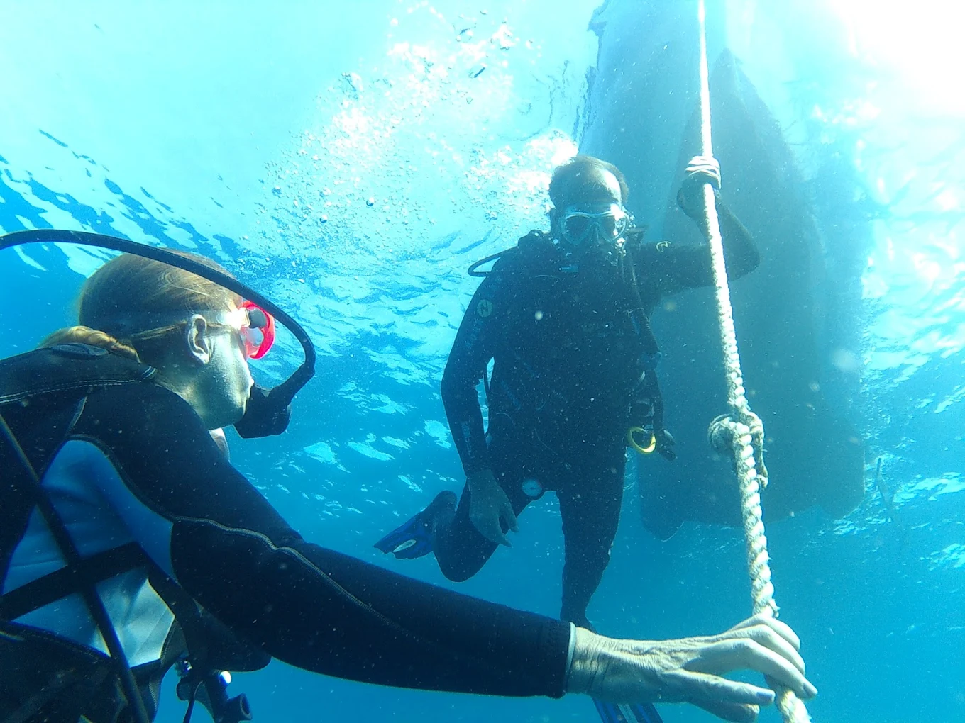 Diving & Snorkeling in Santa Cruz photo 2