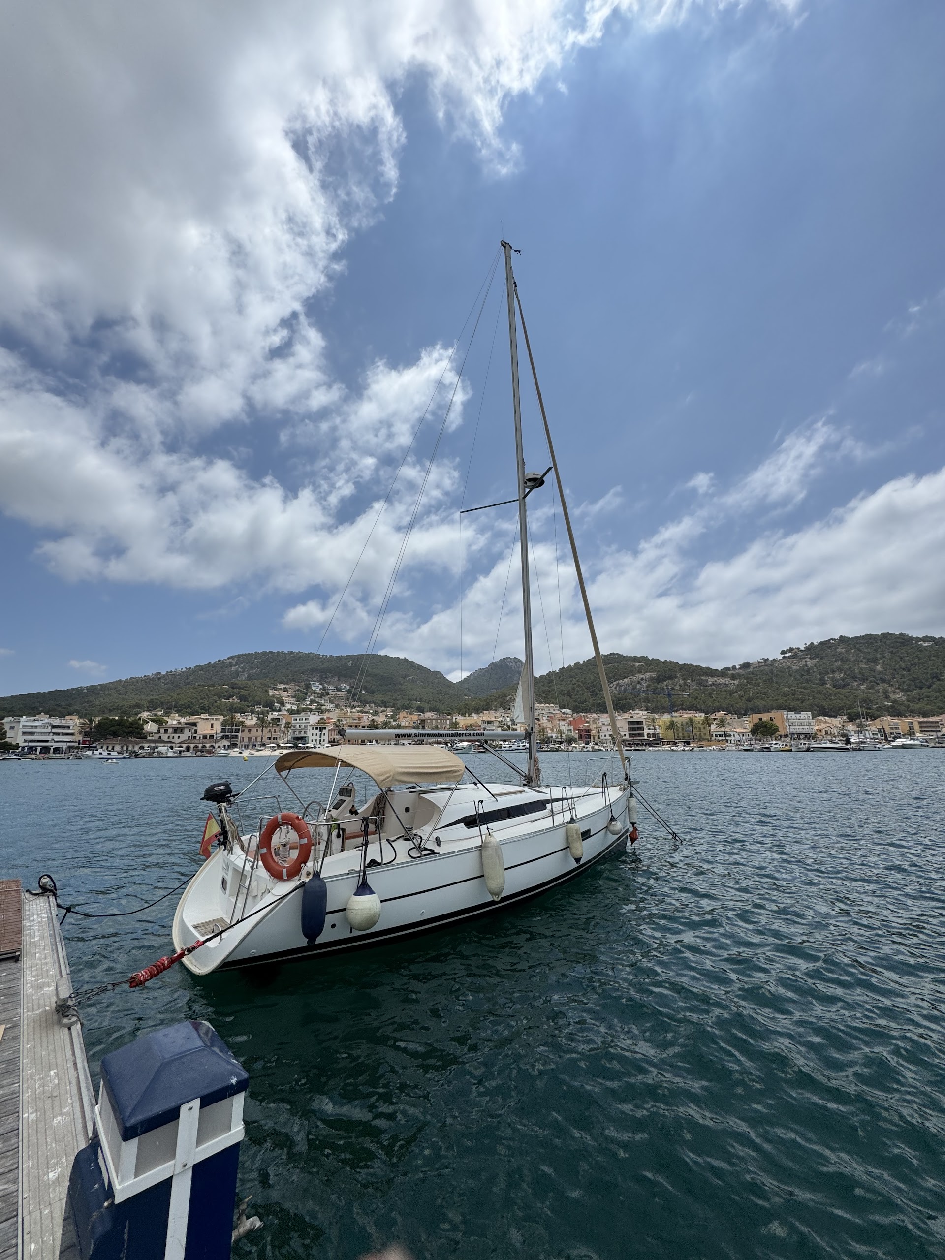 Náutica SR Mallorca | Alquiler de barcos, excursiones y formación