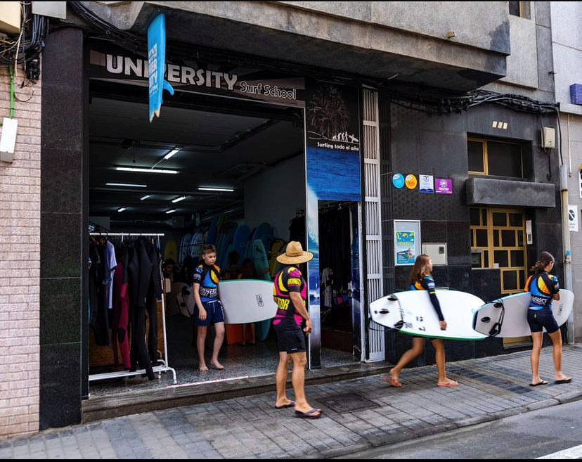 Surf Lessons in Las Palmas