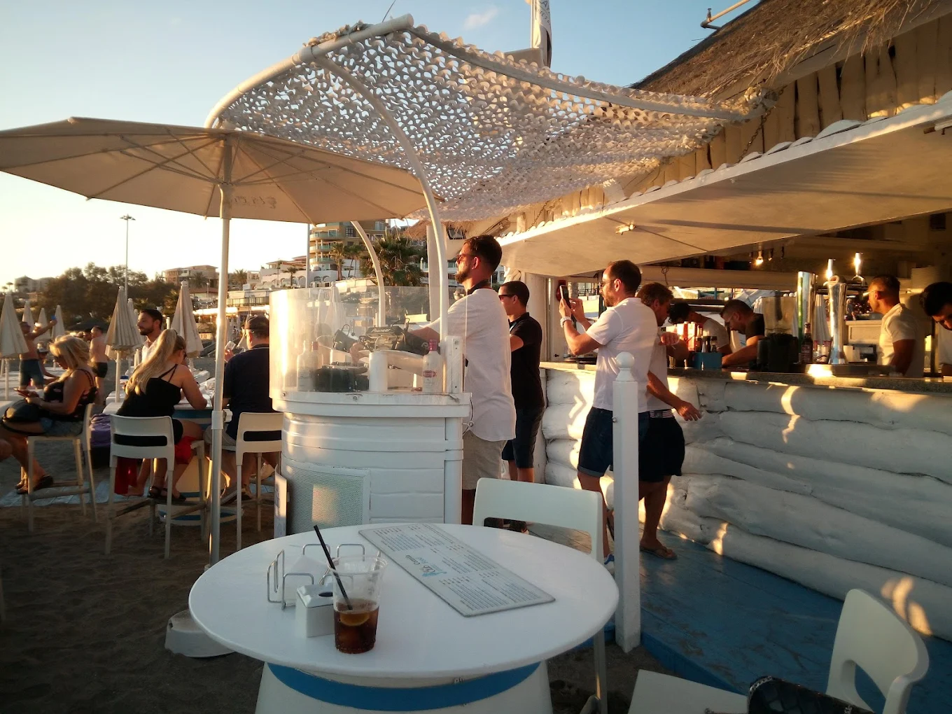 Beach Club & Bali Beds in La Caleta photo 3