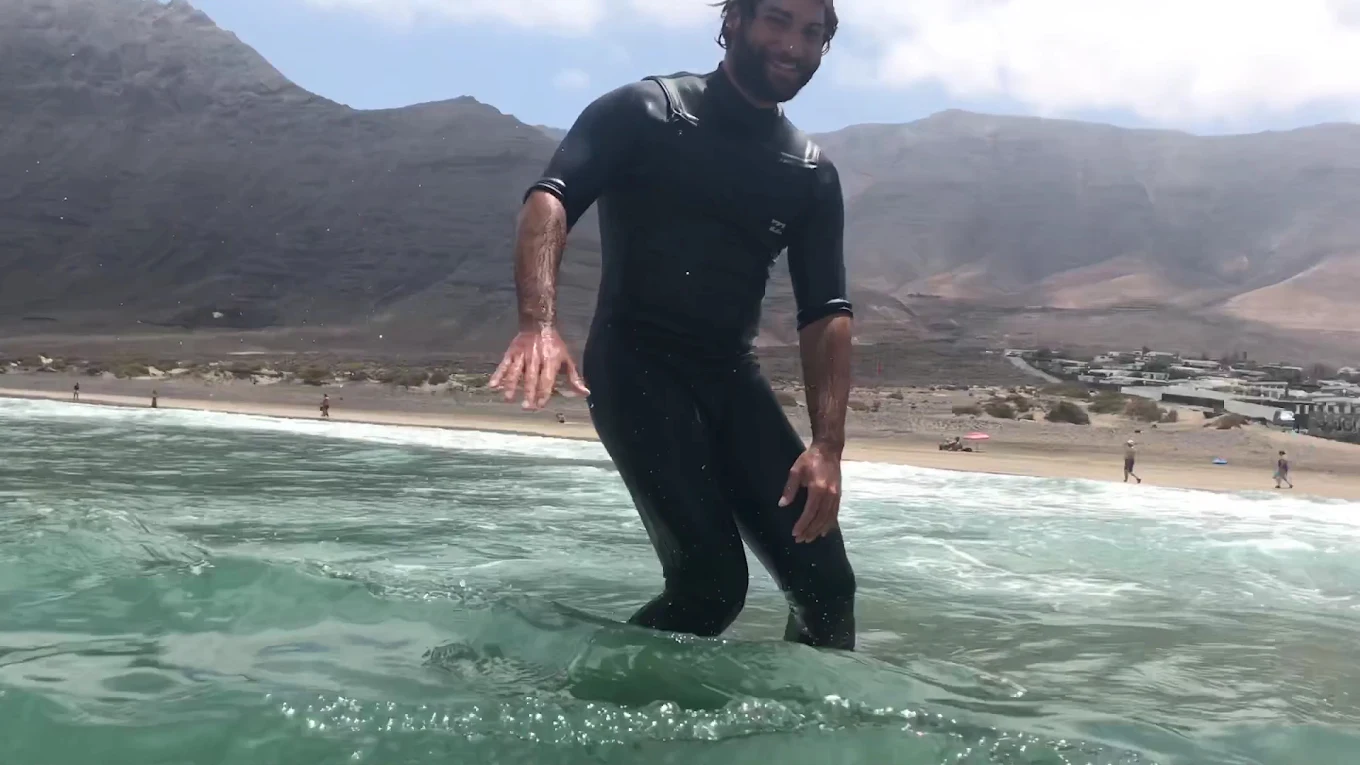 Surf Lessons in Yaiza