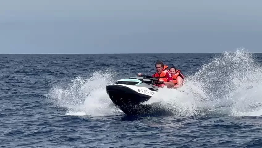 Flyboarding in Los Cristianos