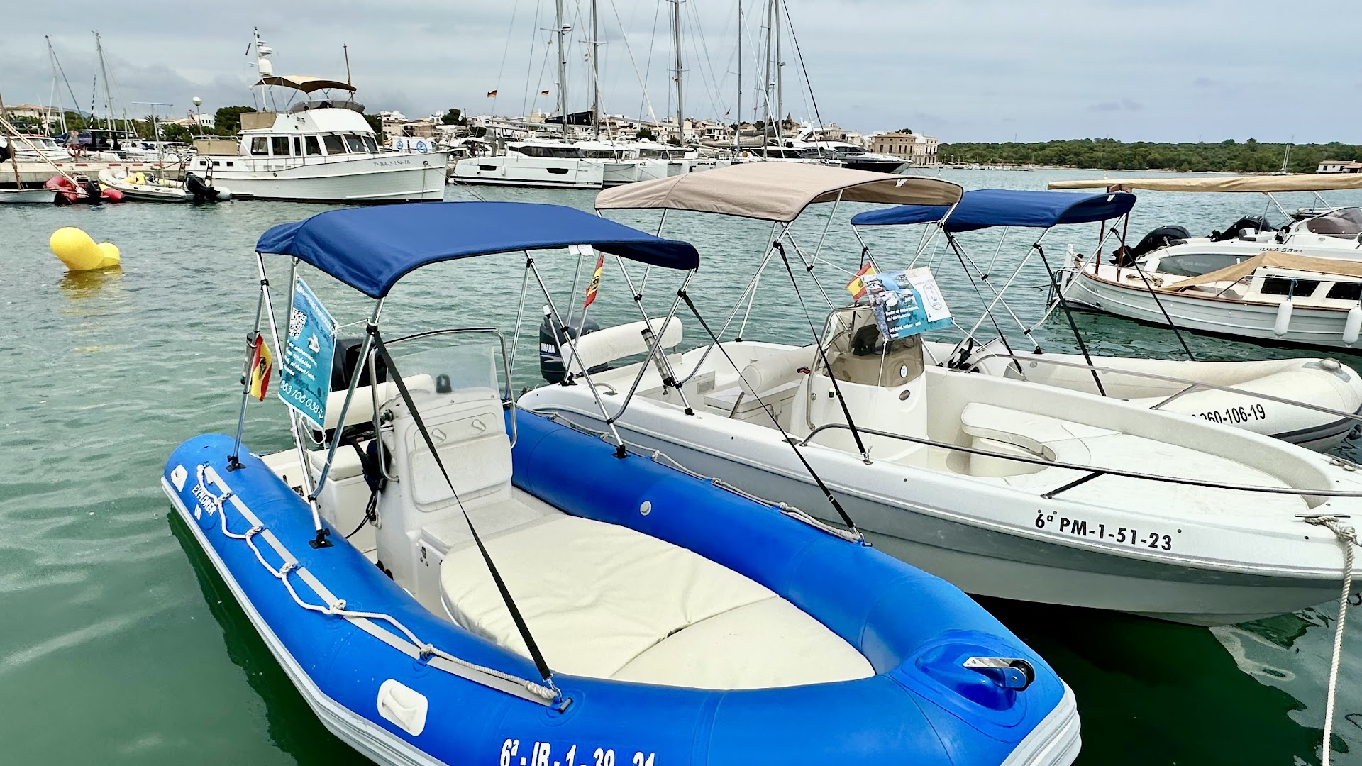 Rent a boat Alquiler de Embarcaciones Jet Ski Mallorca