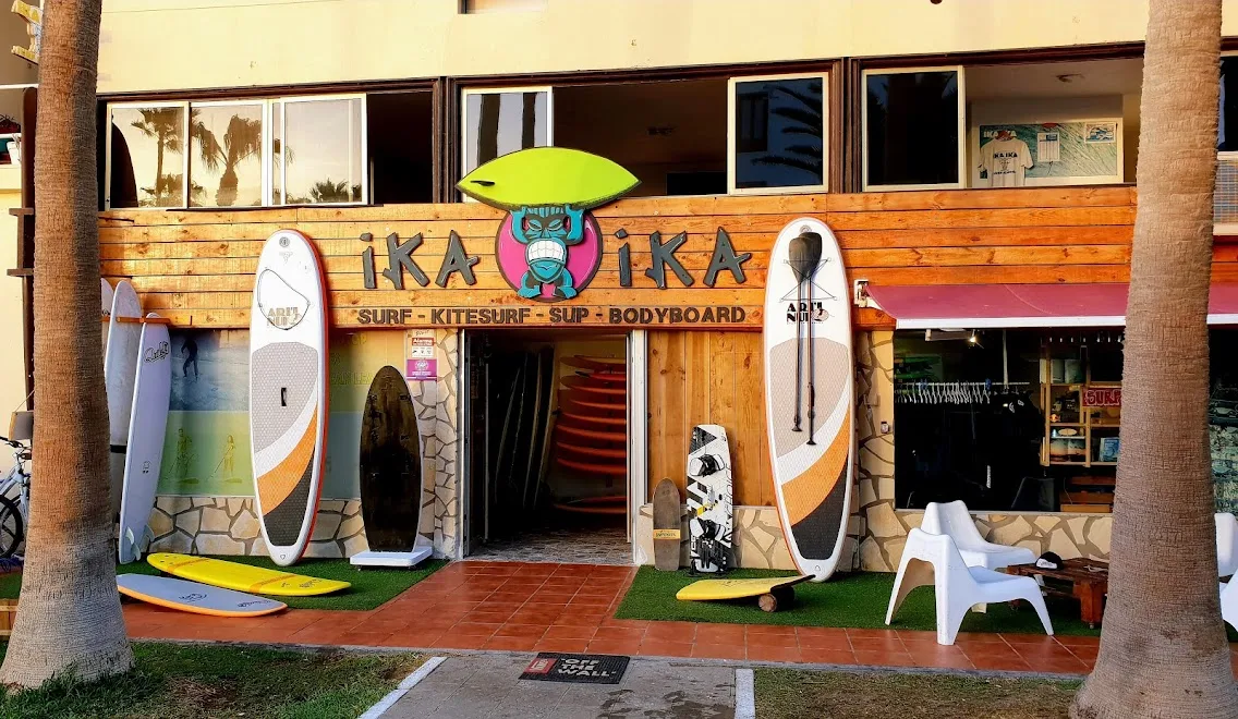 Surf Lessons in Costa Teguise photo 4