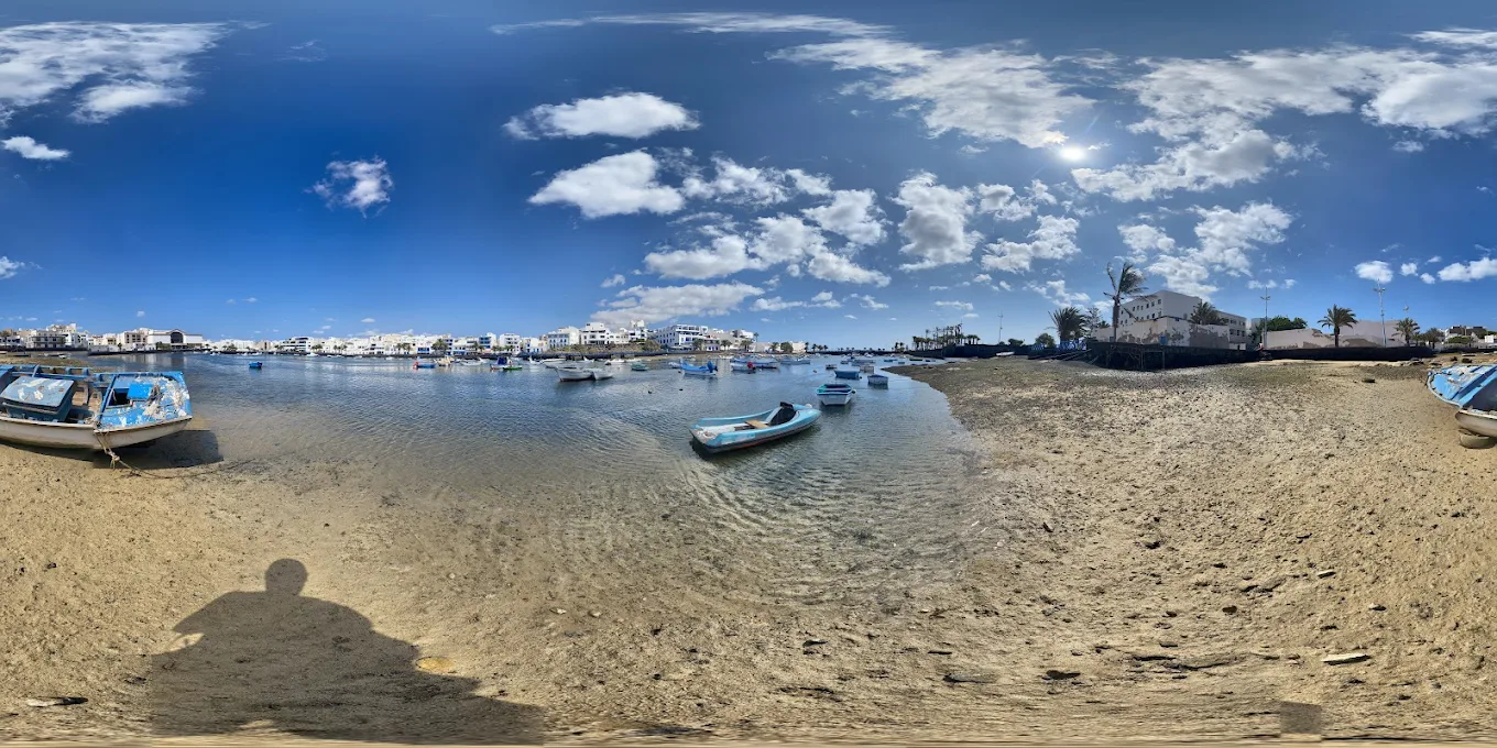Tubing in Arrecife photo 3