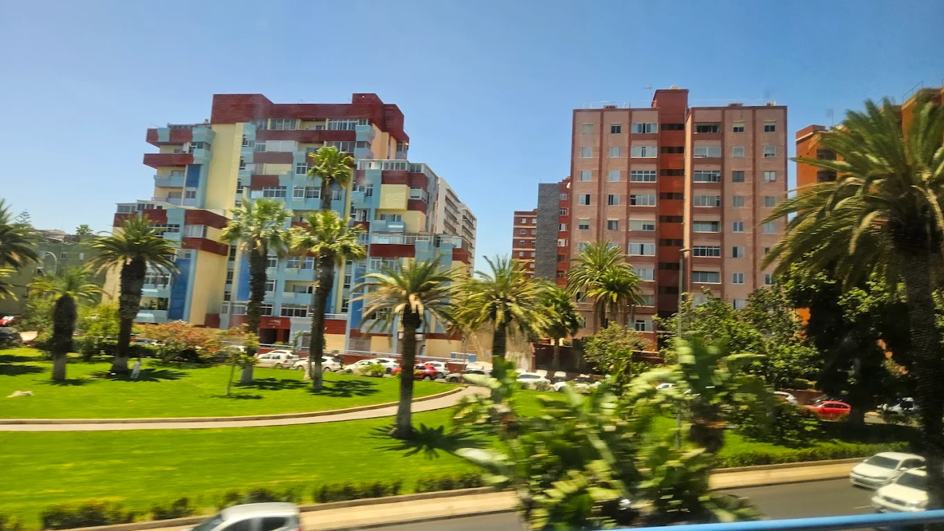 Helicopter Tours in Puerto de la Cruz photo 2