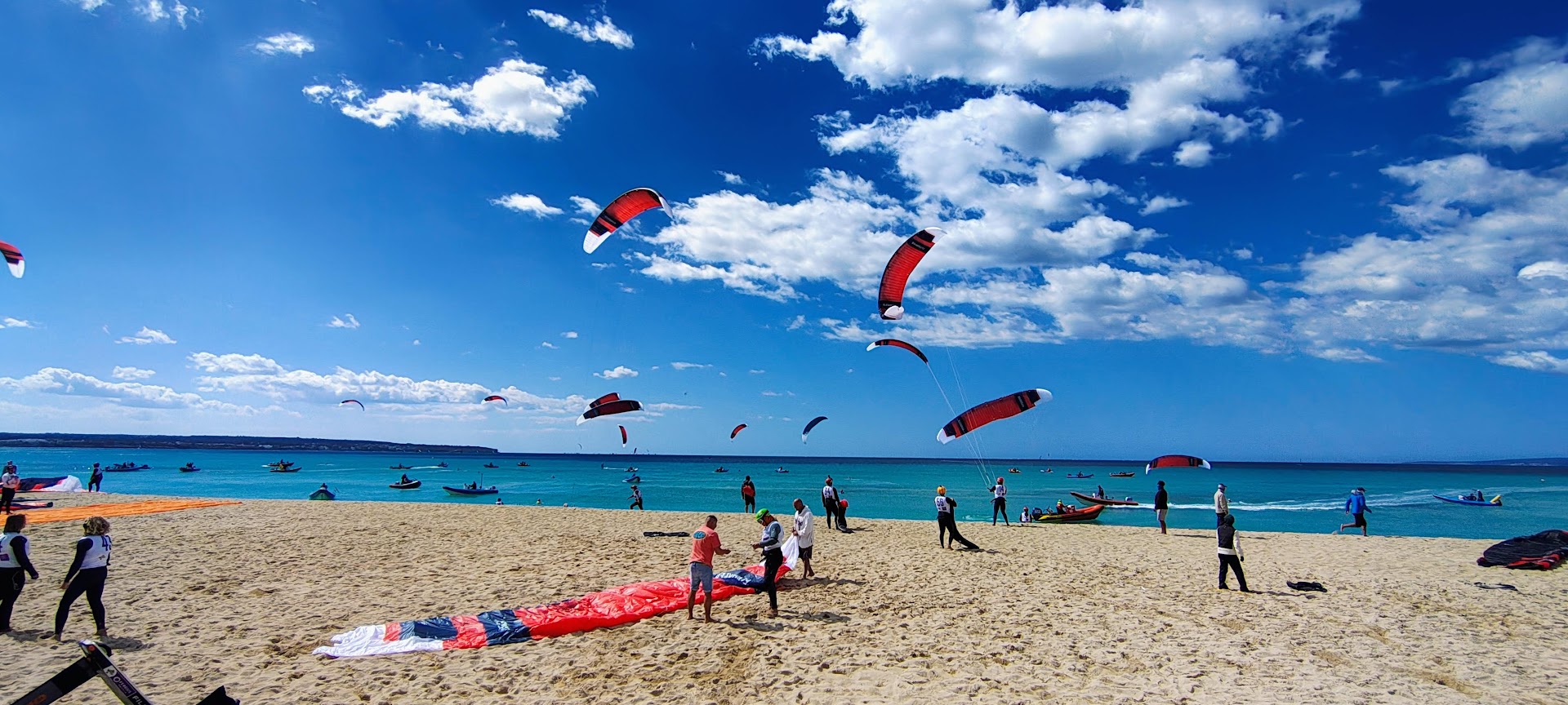 moresurfing - wingfoil SUP rental courses storage Can Pastilla Mallorca