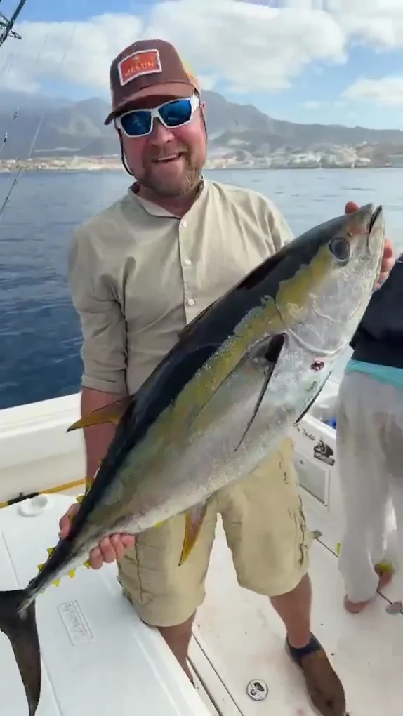 Fishing Charter in La Laguna photo 2