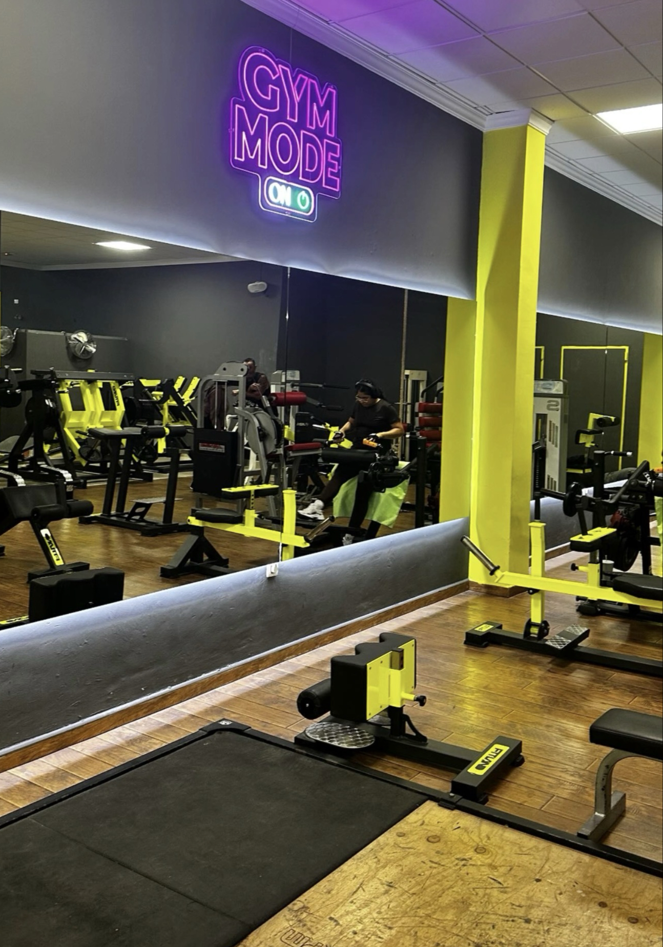 Gimnasio World Fitness Gym