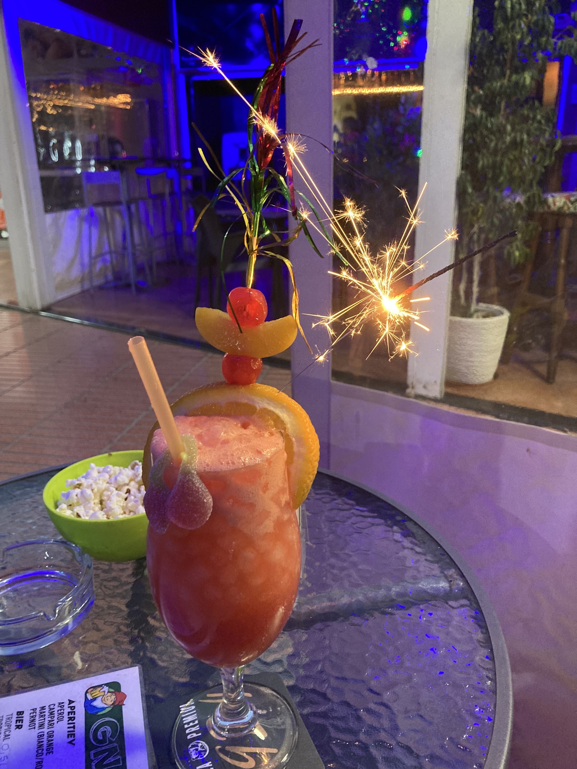 Gnomos bar
