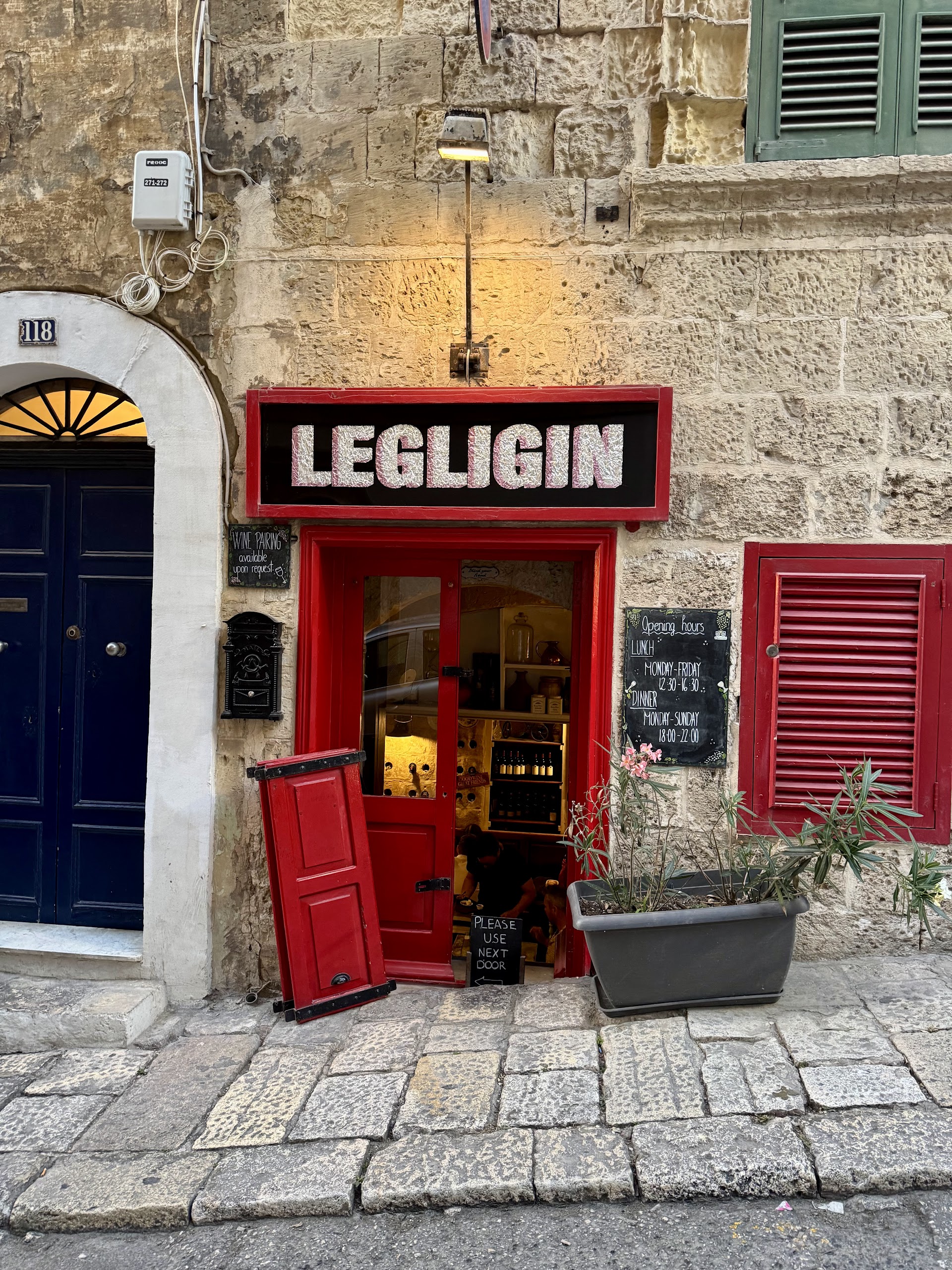 Legligin Restaurant