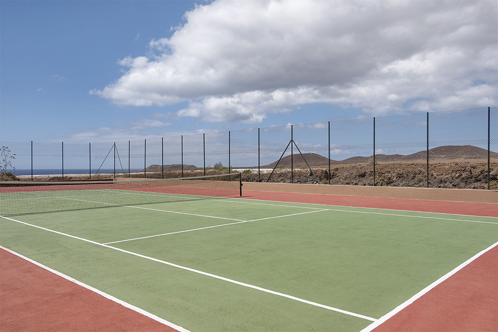 The club tennis court