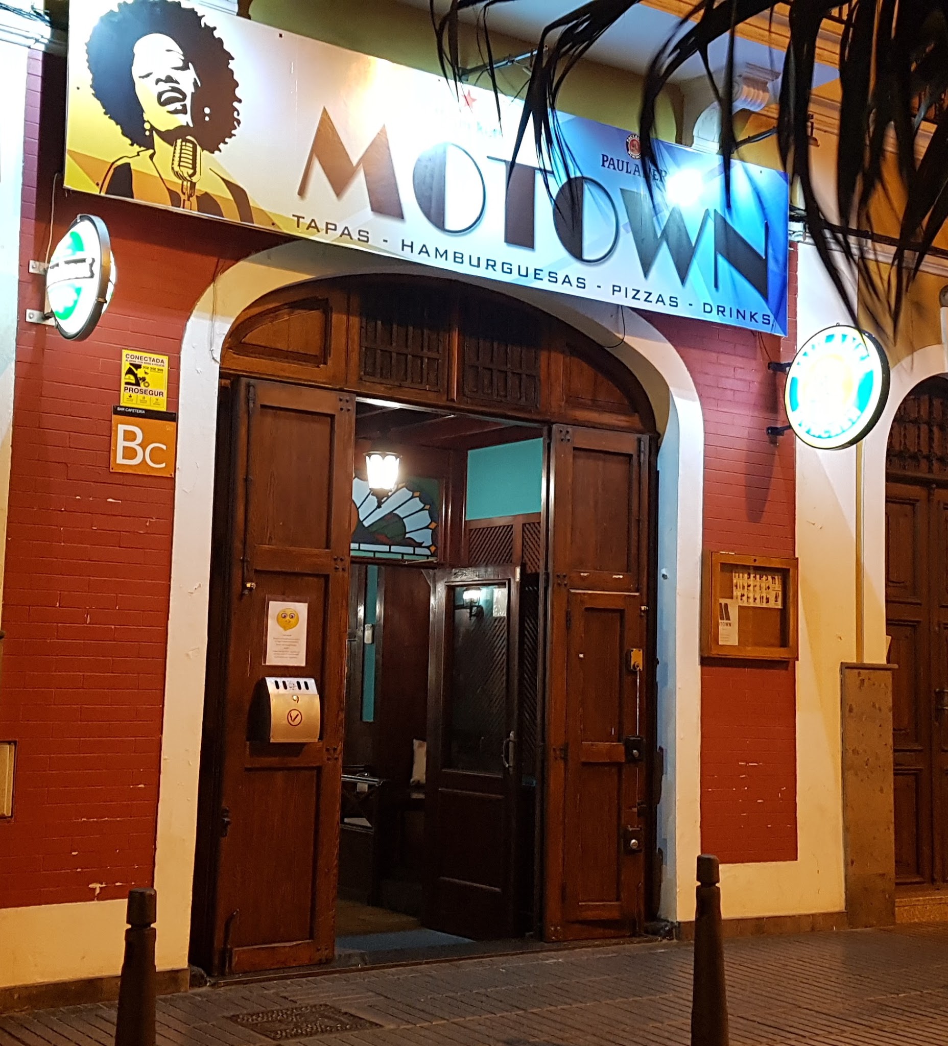 Motown Bar Cervecería