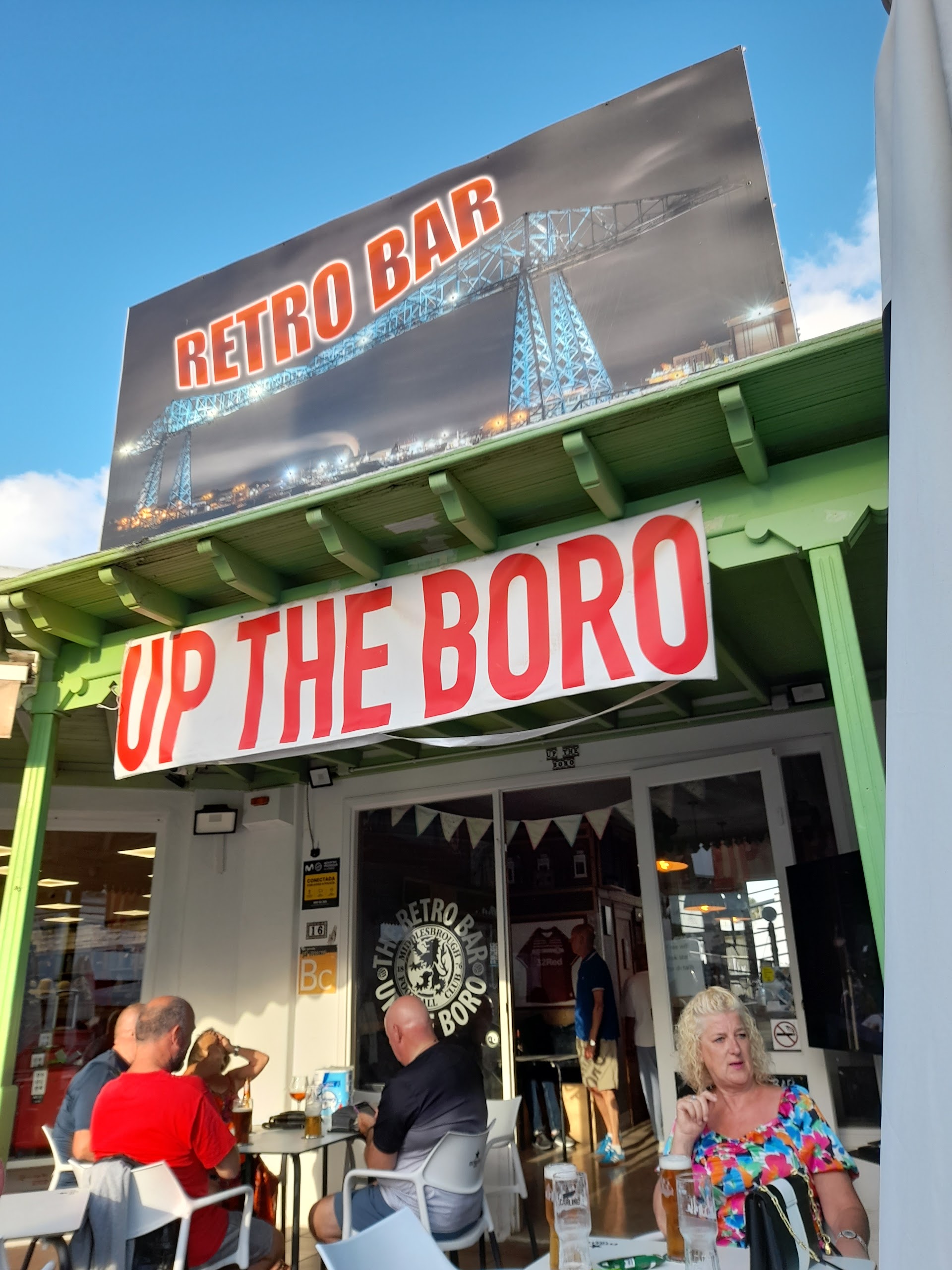 The Retro Bar