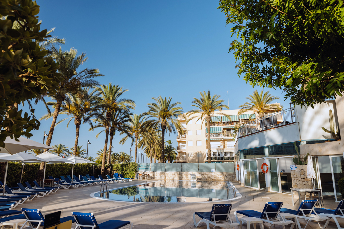 Senator Águilas Hotel