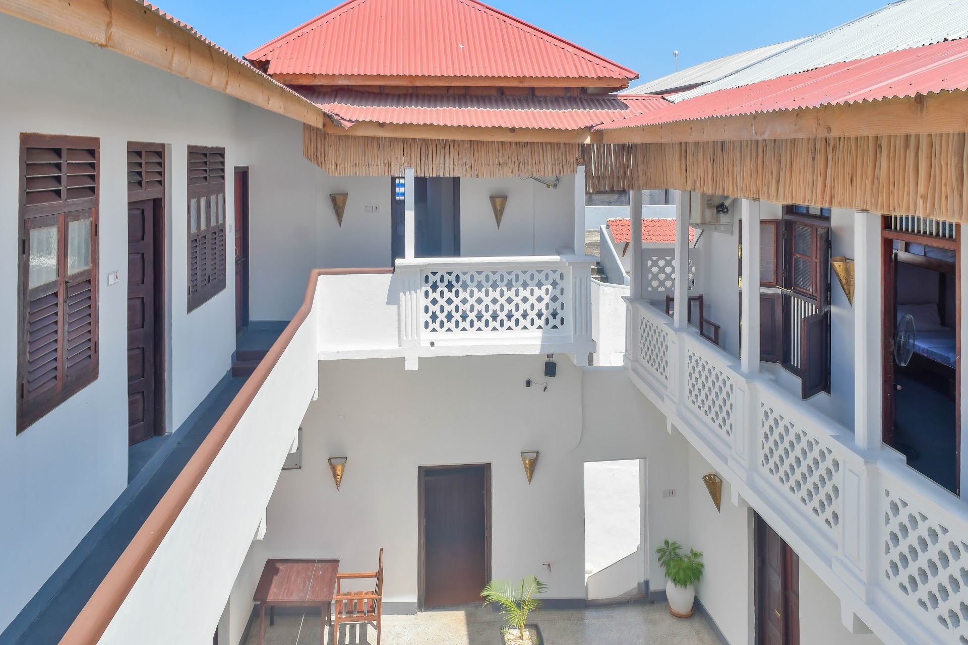 zLife Hostel