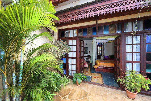 Emerson Spice Hotel